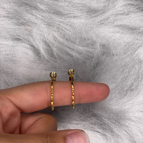 Elegant Gold Hoop Earrings - Picture 2 of 3